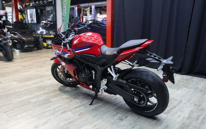 2026 Honda CBR650R E-Clutch