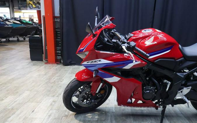 2026 Honda CBR650R E-Clutch