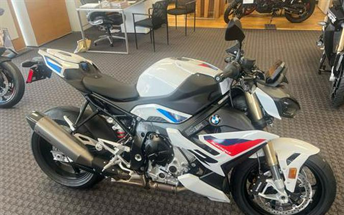 2026 BMW S 1000 R