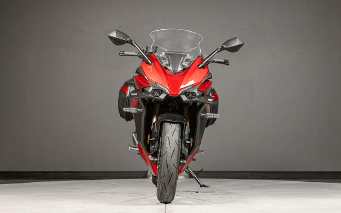 2024 Suzuki GSX1000 GT