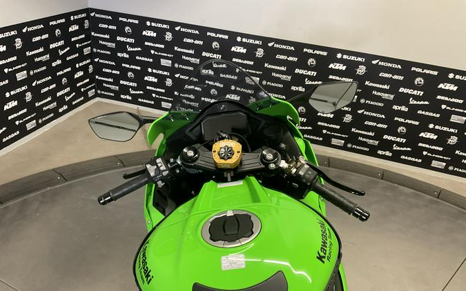 2025 KAWASAKI NINJA ZX-10R - 15982U