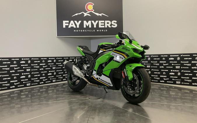 2025 KAWASAKI NINJA ZX-10R - 15982U
