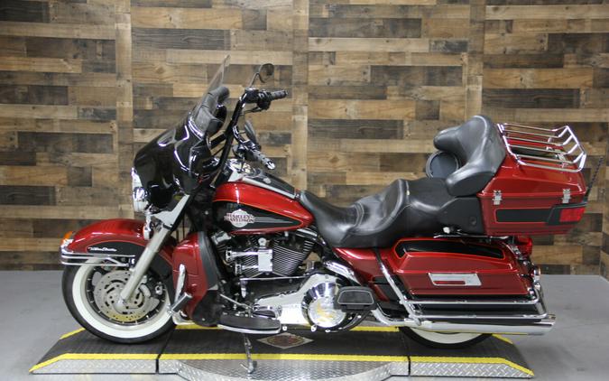 2006 Harley-Davidson Electra Glide® Ultra Classic® Fire Red Pearl/Vivid Black