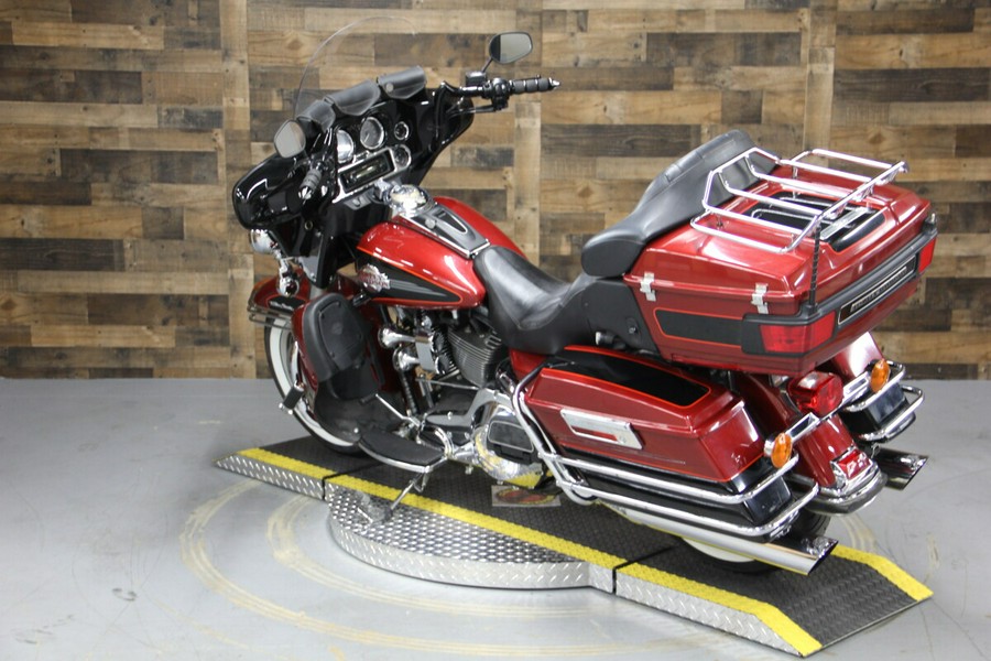 2006 Harley-Davidson Electra Glide® Ultra Classic® Fire Red Pearl/Vivid Black