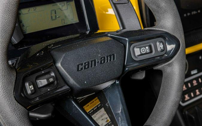 2025 Can-Am Maverick R X RS with Smart-Shox