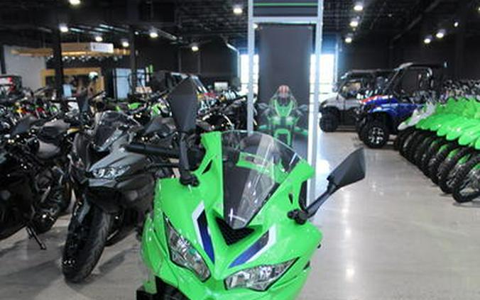 2026 Kawasaki Ninja® ZX™-4RR ABS