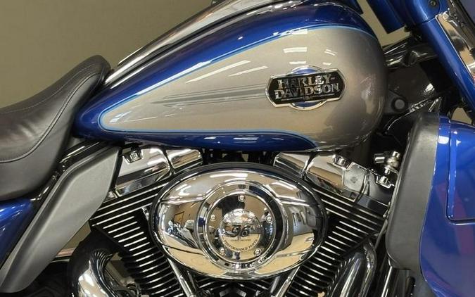 2009 Harley-Davidson® FLHTCU - Ultra Classic® Electra Glide®