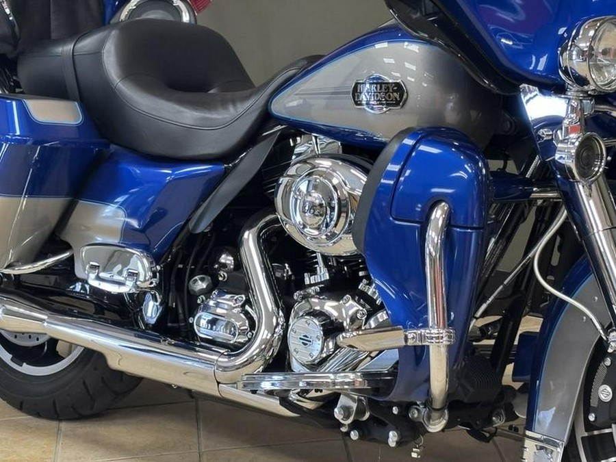 2009 Harley-Davidson® FLHTCU - Ultra Classic® Electra Glide®