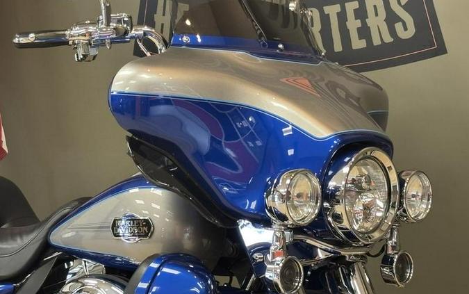 2009 Harley-Davidson® FLHTCU - Ultra Classic® Electra Glide®