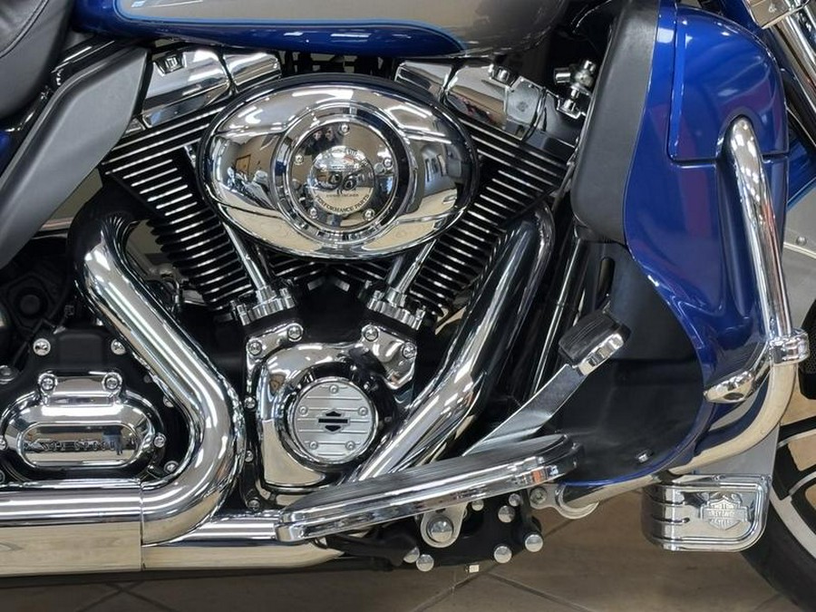 2009 Harley-Davidson® FLHTCU - Ultra Classic® Electra Glide®