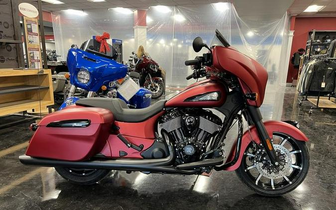 2024 Indian Motorcycle® Chieftain® Dark Horse® Sunset Red Smoke