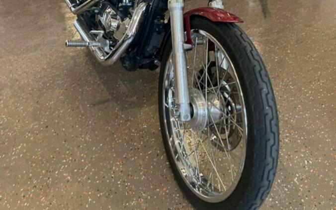 XL1200C 2005 1200 Custom