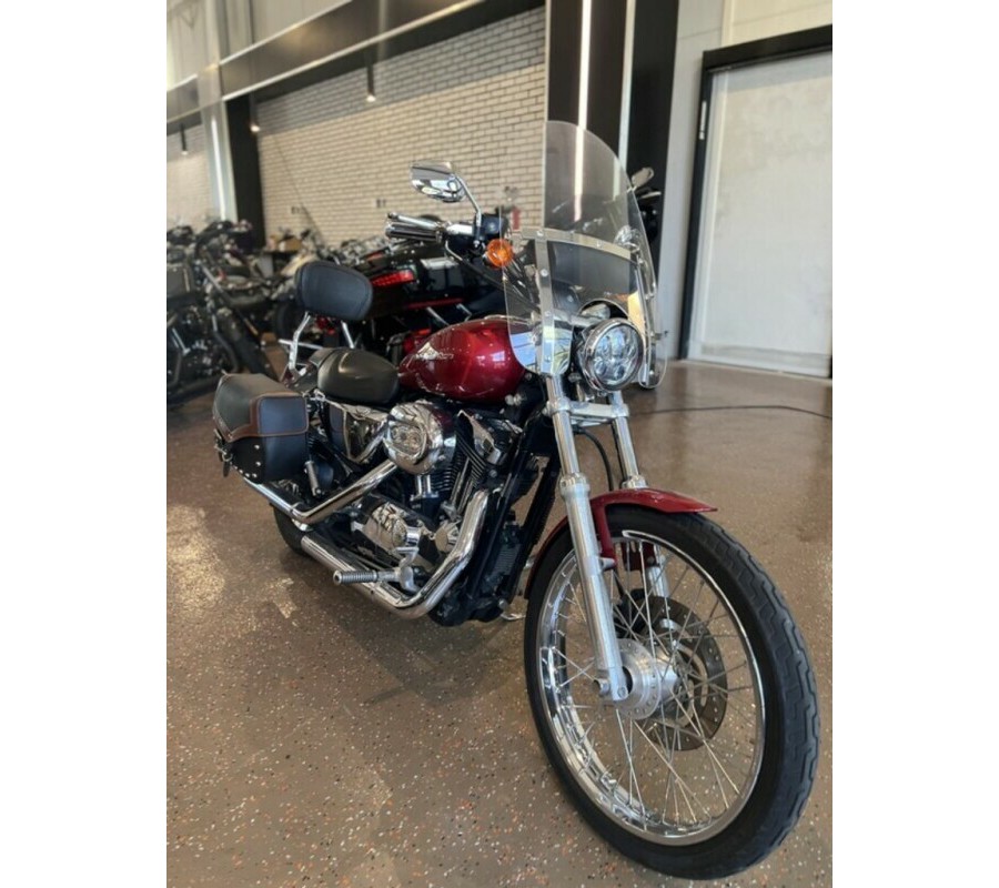 XL1200C 2005 1200 Custom