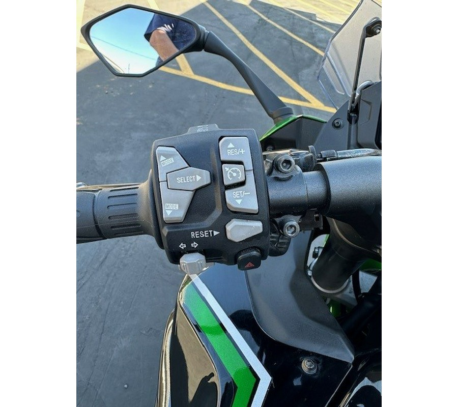 2023 Kawasaki Ninja® 1000 SX