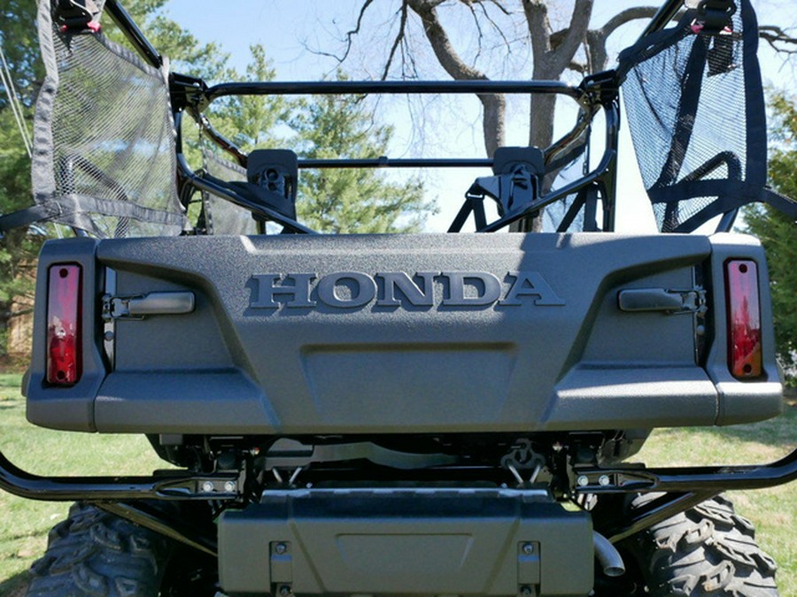 2025 Honda Pioneer 1000-5 Deluxe