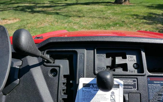 2025 Honda Pioneer 1000-5 Deluxe