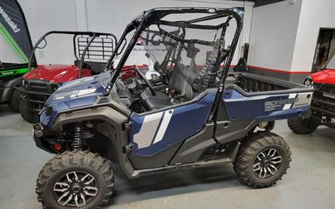 2023 Honda Pioneer 1000 Trail