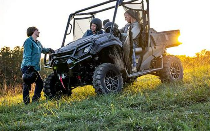 2023 Honda Pioneer 1000 Trail