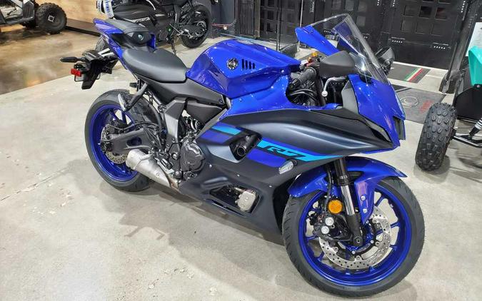 2024 YAMAHA YZF-R7