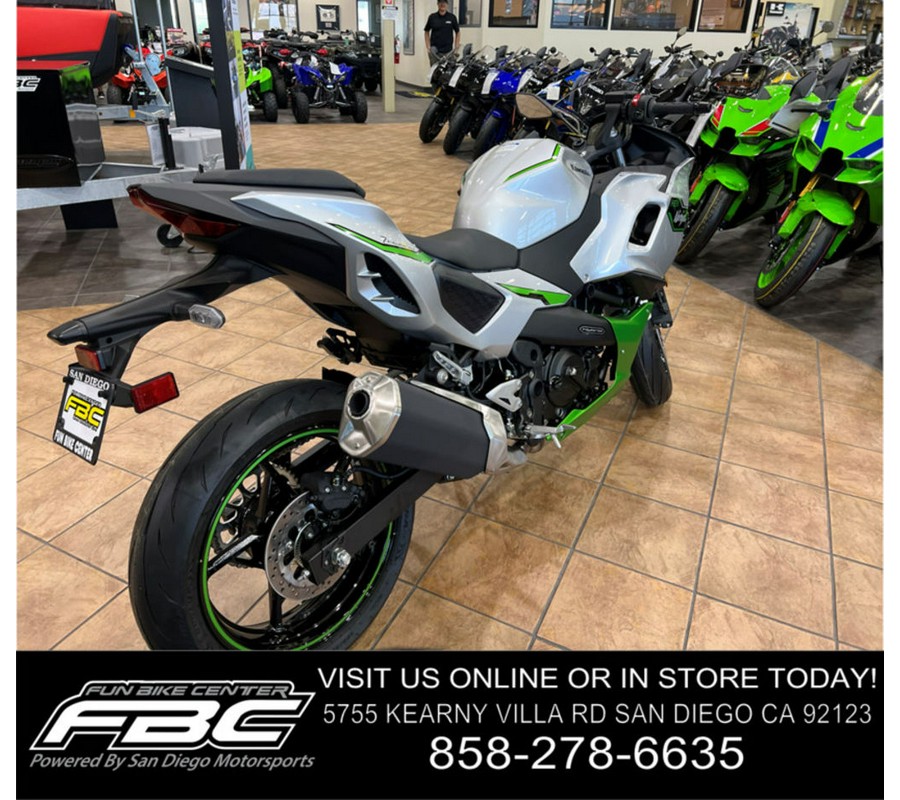 2024 Kawasaki Ninja® 7 Hybrid ABS