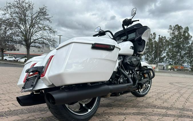FLTRX 2025 Road Glide™