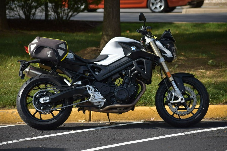 2016 BMW F 800 R Light White / Black Satin Gloss