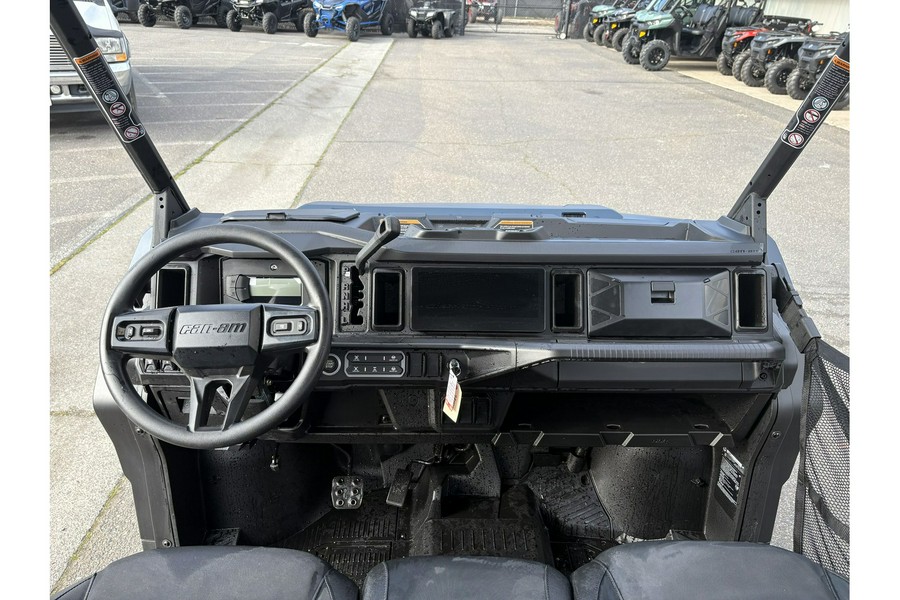 2026 Can-Am Defender Max XT HD11