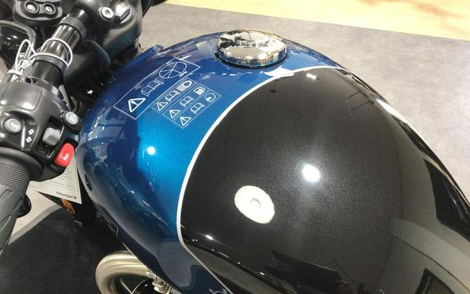 2026 Triumph Bonneville Bobber Interstellar Blue