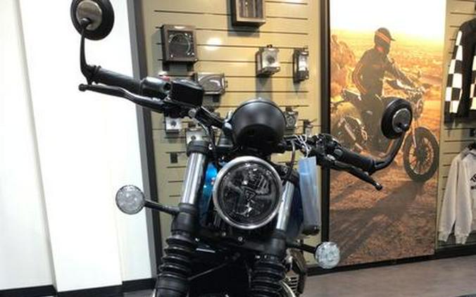 2026 Triumph Bonneville Bobber Interstellar Blue