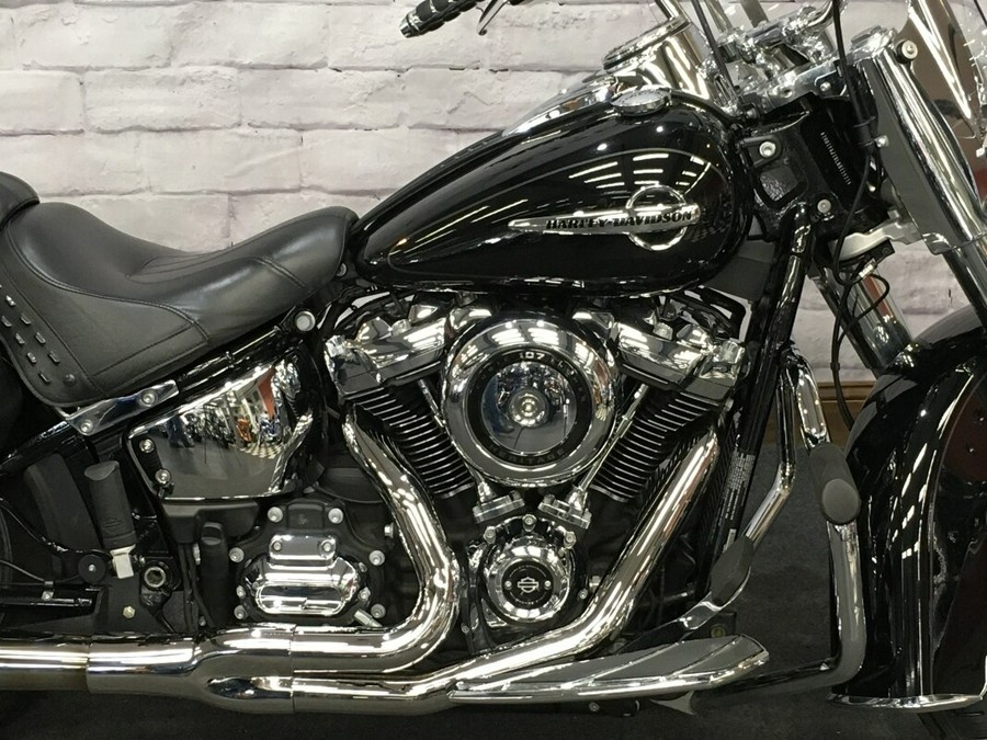 2020 Harley-Davidson Heritage Classic 107 Vivid Black FLHC