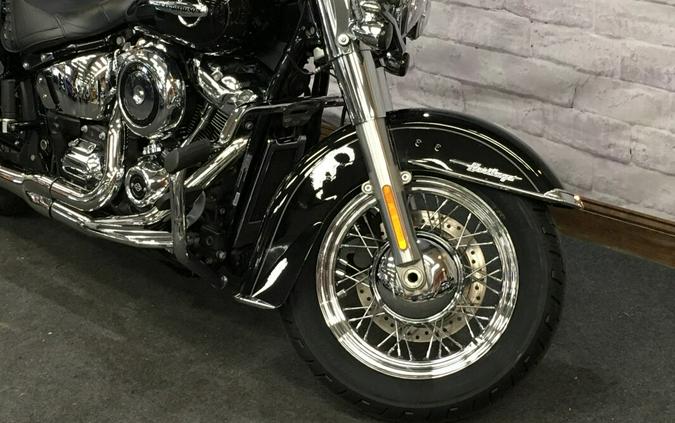 2020 Harley-Davidson Heritage Classic 107 Vivid Black FLHC