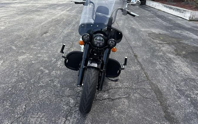 2022 Indian Motorcycle® Super Chief® Limited Black Metallic