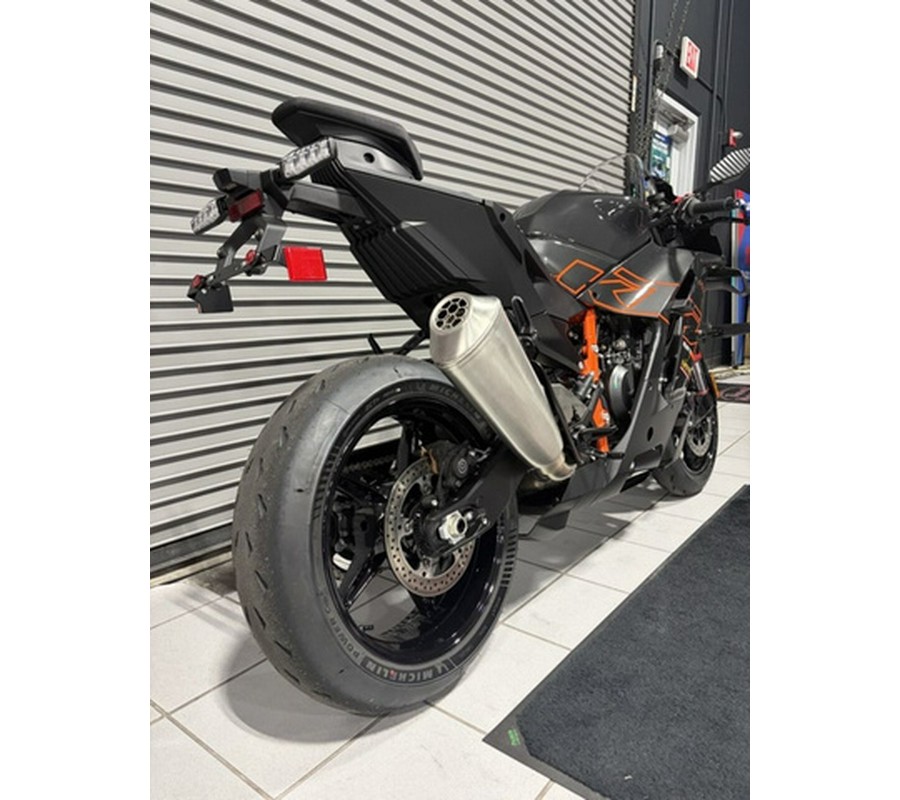 2026 KTM RC 990 R