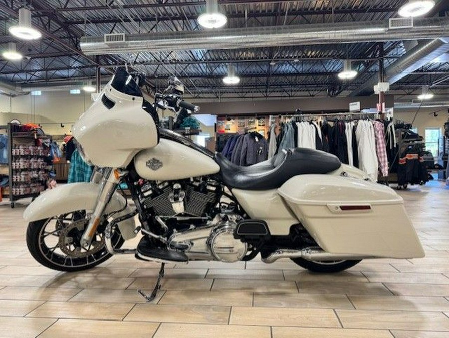 2022 Harley-Davidson Street Glide® Special