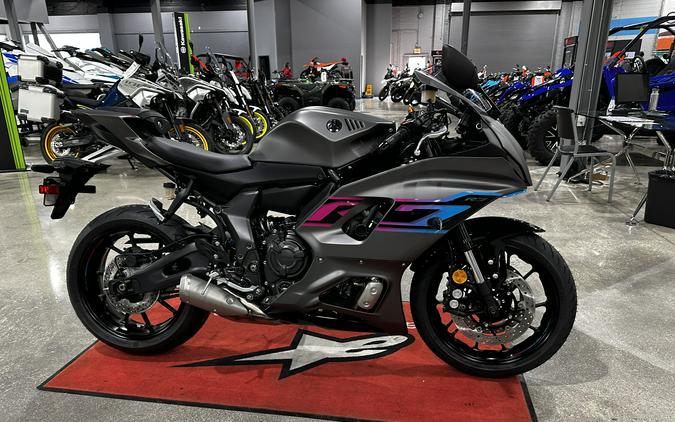 2024 YAMAHA YZF-R7