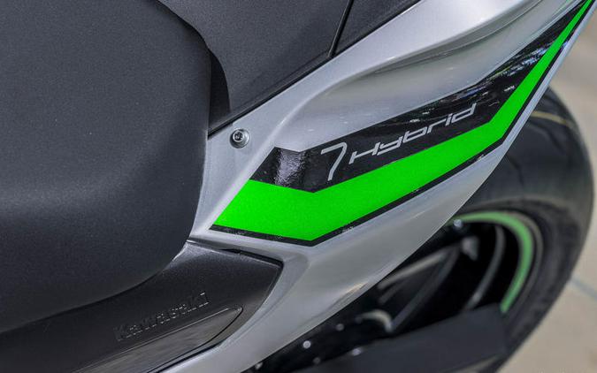 2024 Kawasaki Z7 Hybrid ABS