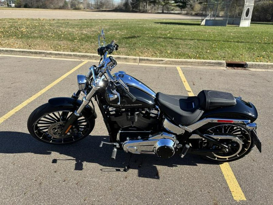 2025 Harley-Davidson® FXBR - Breakout®