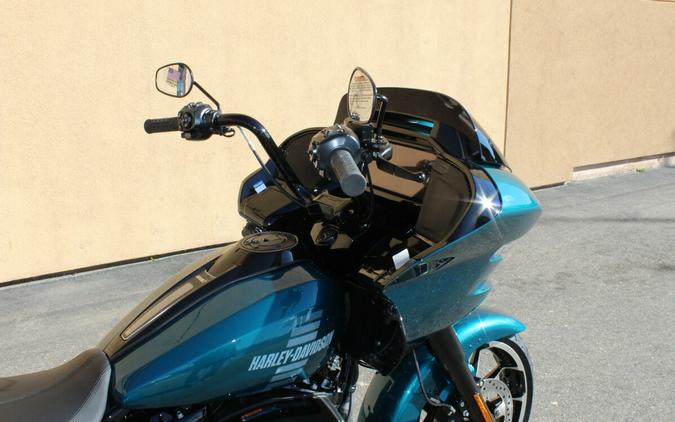 Harley-Davidson® Road Glide 3 2026 Teal Thunder