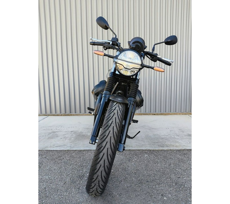 2025 Moto Guzzi V7 Stone Chrome