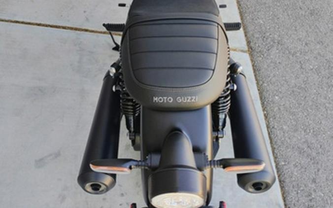 2025 Moto Guzzi V7 Stone Chrome