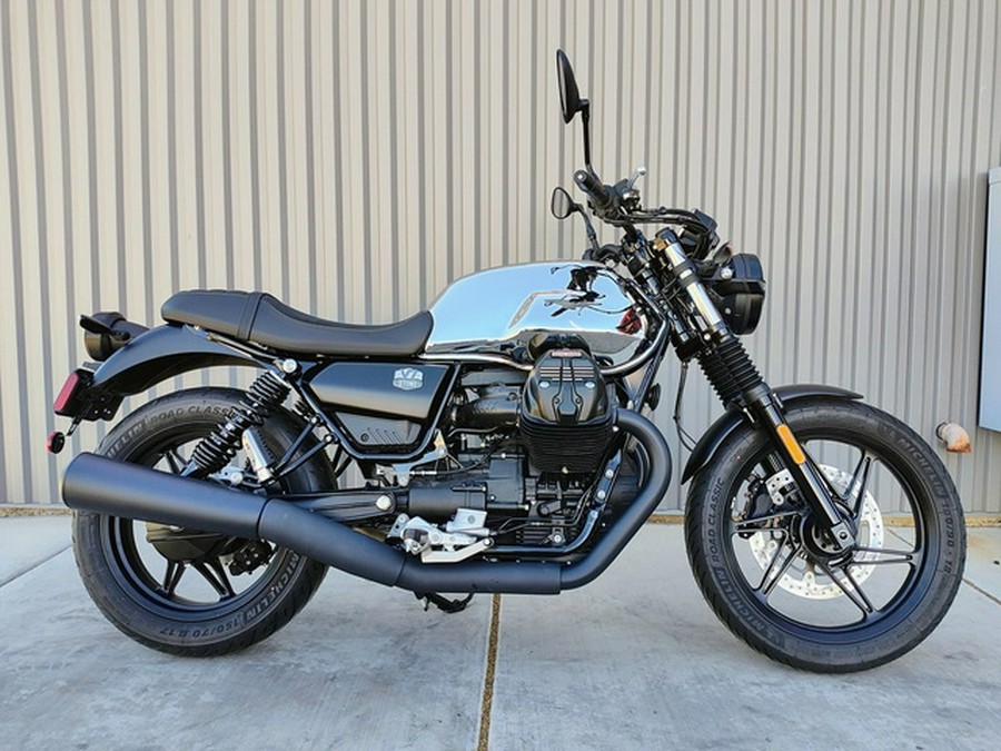 2025 Moto Guzzi V7 Stone Chrome