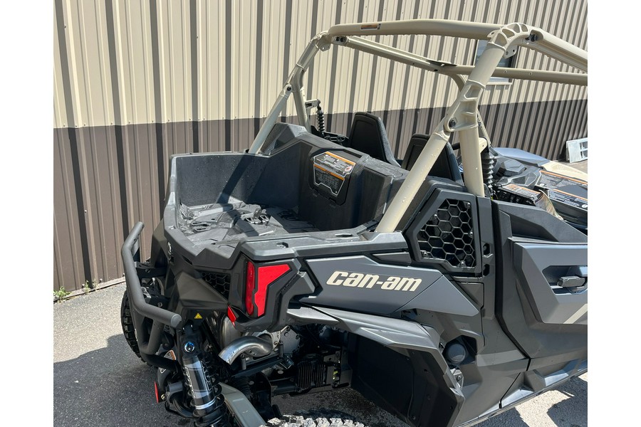 2023 Can-Am Maverick Sport X RC 1000R