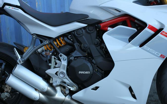 2024 Ducati SuperSport