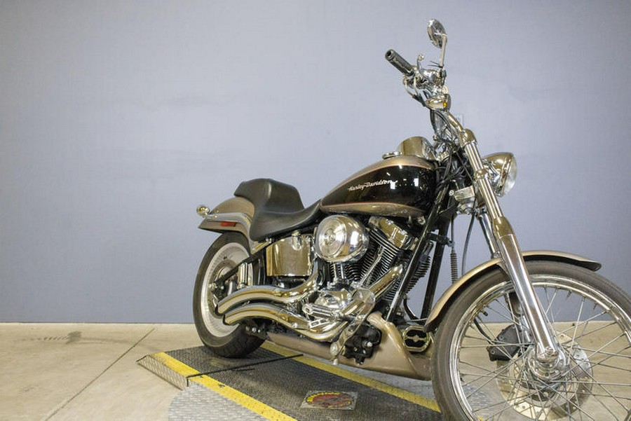 2004 Harley-Davidson® FXSTD - Softail® Deuce