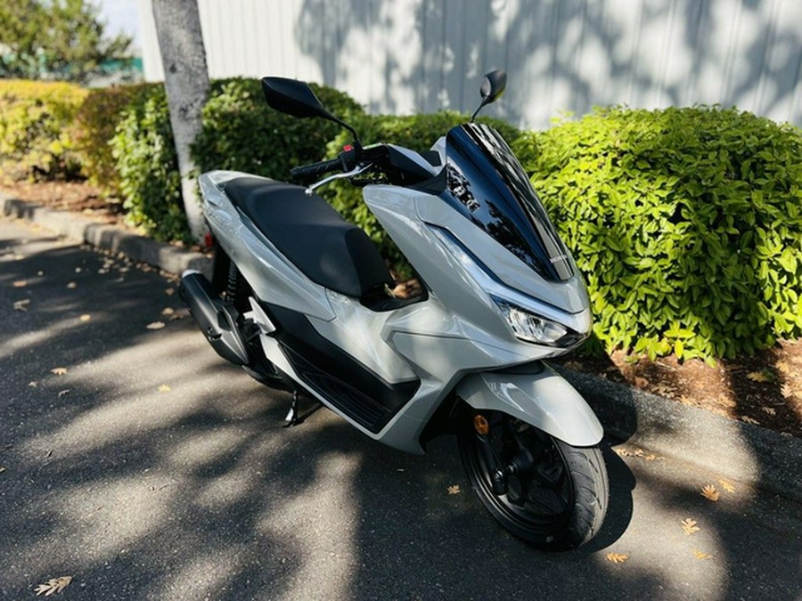 2025 Honda PCX 160