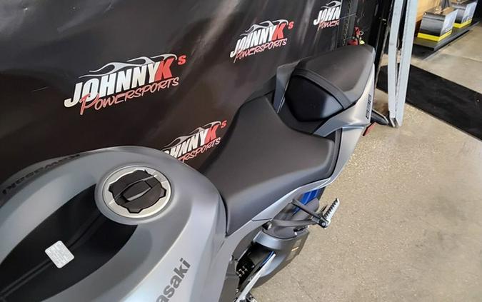 2026 Kawasaki Ninja ZX 636 Carbon ABS