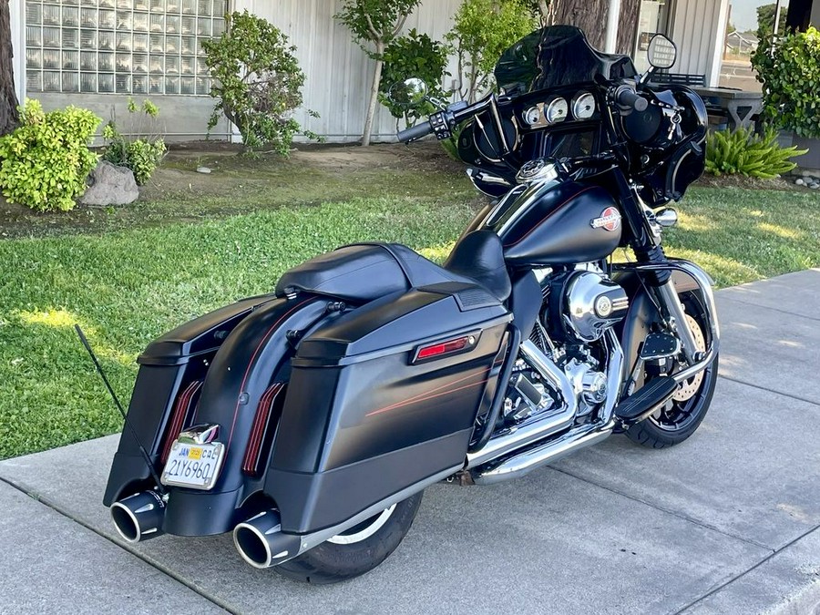 2014 Harley-Davidson® FLHXS - Street Glide® Special