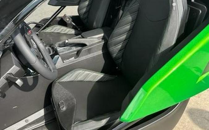 2026 Polaris Slingshot® Grand Touring Manual