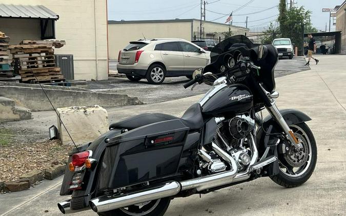 2009 Harley-Davidson® FLHX - Street Glide®