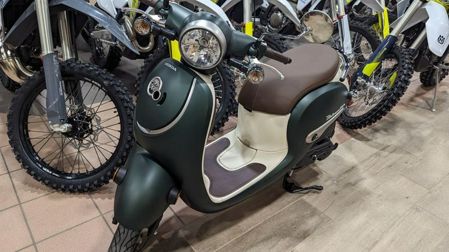 New 2024 HONDA METROPOLITAN BASE